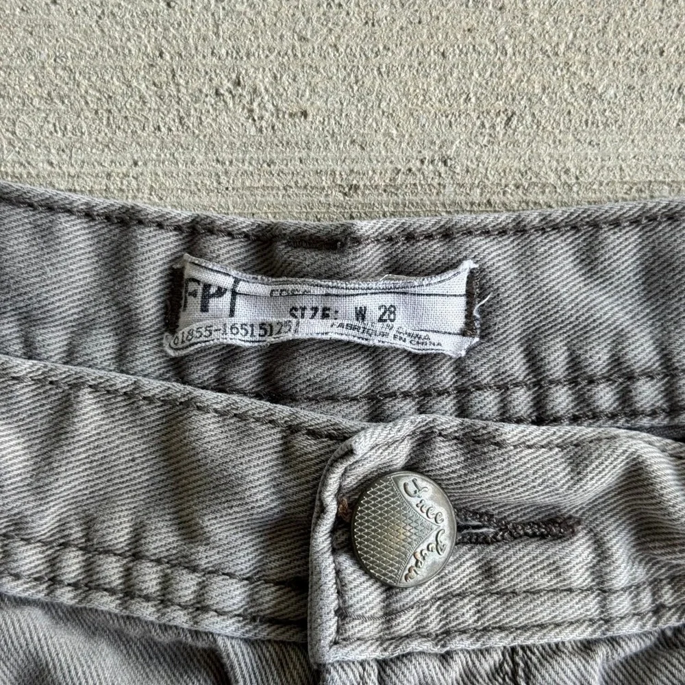 Free People FP Denim Grey Cut Off Shorts Women's Size 28 Button Fly Frayed Hem